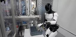 Tesla временно приостановила массовое производство роботов Optimus